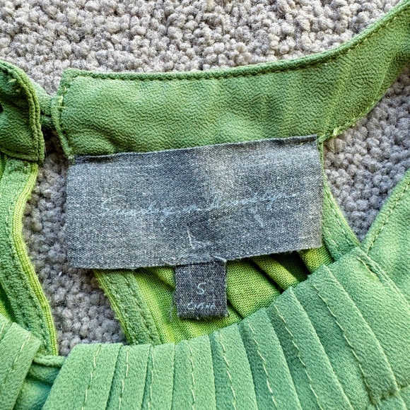 Anthropologie Sunday in Brooklyn comfortable and elegant green tank/blouse - Picture 7 of 8